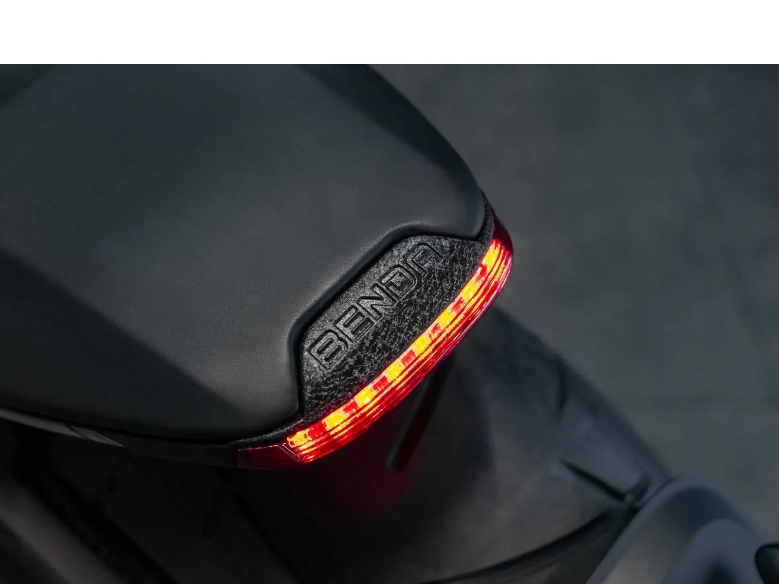 Круизер BENDA LFC 700 (BLACK) 2026